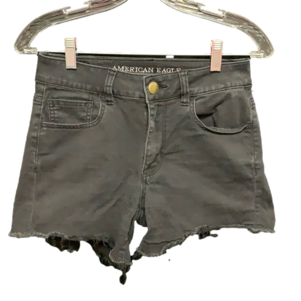 AMERICAN Eagle- black high rise shortie shorts